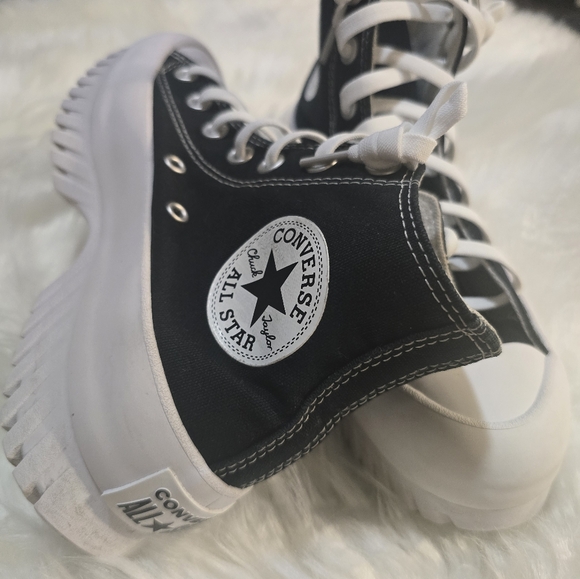 Black and White Converse Chuck Taylor All Star High Top Platform size M/5 & W/7 - Picture 8 of 14